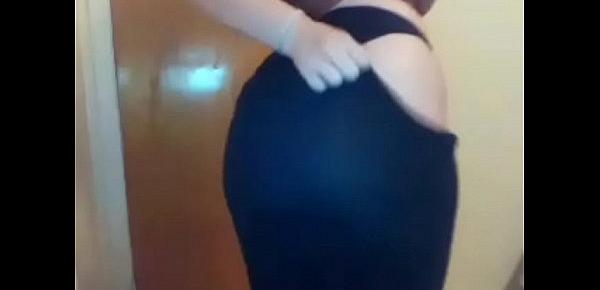  BBW showing big tits webcam